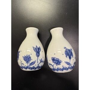 Kate Aspen Ceramic Blue And White Floral Asian Mini Vases Set of 2